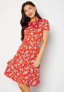 Happy Holly Tova ss dress Red / Floral 44/46