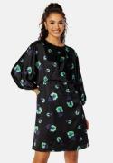 Object Collectors Item Agafia 3/4 Dress Black AOP:Fern green 40