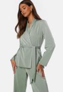 BUBBLEROOM Pilar Soft Satin Blazer Dusty green 34