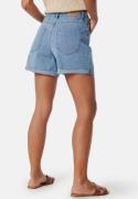 ONLY Onlvega HW Mom Dnm Shorts Light Blue Denim L