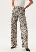 ONLY Onlhope Hw Zebra Wide Dnm Light Grey Denim Print:zebra 26/32