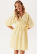 SELECTED FEMME Slfhannah 2/4 Short Wrap Broderi Dress Pastel Yellow 40