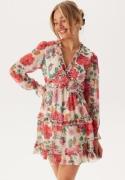 VILA Viemsa L/S SHORT DRESS  Cloud Dancer Aop:red Rose Flow 42