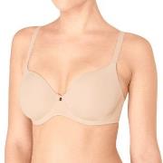 Triumph BH Body Make-Up Essentials WP Beige F 90 Dam