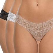 Hanky Panky Trosor 3P Low Rise Lace Thong Svart/Vit nylon One Size Dam