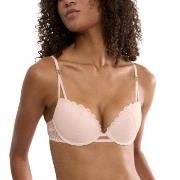 Triumph BH That Night In Vegas Wired Push-Up Bra Ljusrosa E 75 Dam