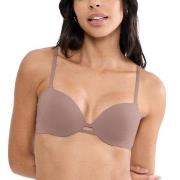 Triumph BH Body Make-Up Illusion WHP EX Ljusbrun C 80 Dam