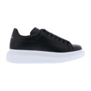 Alexander McQueen Oversized Sneakers Black, Dam