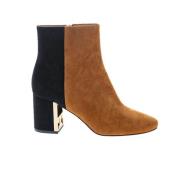 Tory Burch Gigi Suede Ankelboots med två färger Brown, Dam