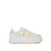 Calvin Klein Vita Sneakers för Kvinnor White, Dam