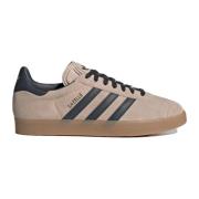 Adidas Originals Gazelle Wonder Taupe/Night Indigo/Gum Sneakers Beige,...