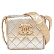 Chanel Vintage Pre-owned Laeder chanel-vskor Yellow, Dam