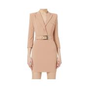 Elisabetta Franchi Nude Lätt Crepe Klänning med Cut-Out Pink, Dam