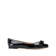 Salvatore Ferragamo Svart Lackläder Varina Pumps Black, Dam