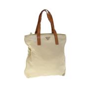 Prada Vintage Pre-owned Nylon handvskor Beige, Dam