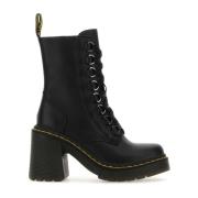 Dr. Martens Svarta läder ankelboots med 8 cm klack Black, Dam