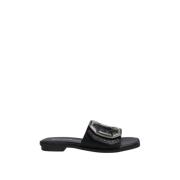 Noa Harmon Platt sandal med nitar och spänne Black, Dam