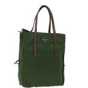 Prada Vintage Pre-owned Nylon totevskor Green, Dam