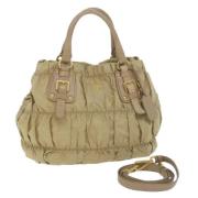 Prada Vintage Pre-owned Nylon prada-vskor Beige, Dam