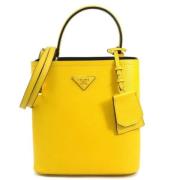 Prada Vintage Pre-owned Laeder prada-vskor Yellow, Dam