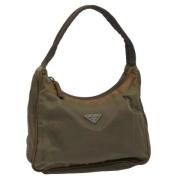 Prada Vintage Pre-owned Nylon prada-vskor Green, Dam