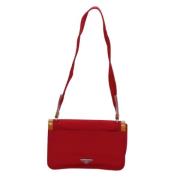 Prada Vintage Pre-owned Canvas axelremsvskor Red, Dam