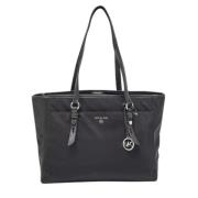 Michael Kors Pre-owned Pre-owned Nylon totevskor Black, Dam