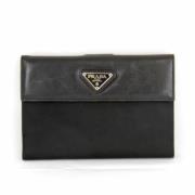 Prada Vintage Pre-owned Nylon plnbcker Black, Dam