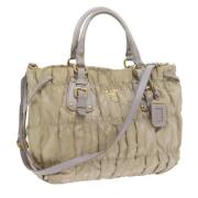 Prada Vintage Pre-owned Nylon prada-vskor Beige, Dam