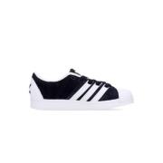 Adidas Core Black Låg Sneaker med Metallöglor Black, Herr