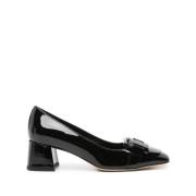 Tod's Svart Lackläder Loafer med Tassel Black, Dam