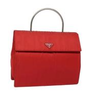 Prada Vintage Pre-owned Nylon handvskor Red, Dam