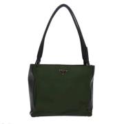 Prada Vintage Pre-owned Nylon prada-vskor Green, Dam