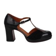 Chie Mihara Ruffle T-strap pumps med bred klack Black, Dam