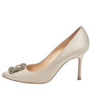 Manolo Blahnik Pre-owned Pre-owned Satin klackskor Gray, Dam