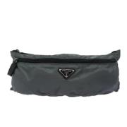 Prada Vintage Pre-owned Tyg prada-vskor Gray, Dam