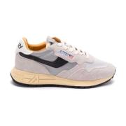 Autry Sneakers med Mocka Paneler och Tjock Sula Gray, Dam