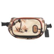 Coach Pre-owned Pre-owned Nylon crossbodyvskor Beige, Dam