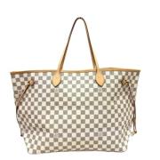 Louis Vuitton Vintage Pre-owned Tyg louis-vuitton-vskor Beige, Dam