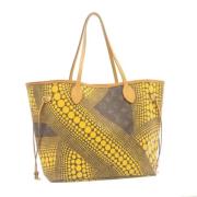 Louis Vuitton Vintage Pre-owned Canvas axelremsvskor Yellow, Dam