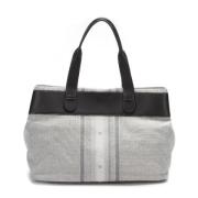 Loewe Pre-owned Pre-owned Canvas axelremsvskor Gray, Dam