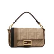 Fendi Vintage Pre-owned Canvas axelremsvskor Beige, Dam