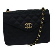 Chanel Vintage Pre-owned Satin chanel-vskor Black, Dam