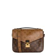 Louis Vuitton Vintage Pre-owned Tyg louis-vuitton-vskor Brown, Dam