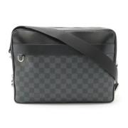 Louis Vuitton Vintage Pre-owned Canvas axelremsvskor Black, Herr