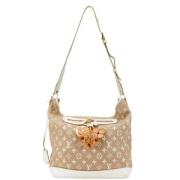 Louis Vuitton Vintage Pre-owned Canvas crossbodyvskor White, Dam