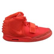 Nike Röd Oktober Yeezy 2 Sneaker Red, Herr