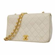 Chanel Vintage Pre-owned Laeder chanel-vskor Yellow, Dam