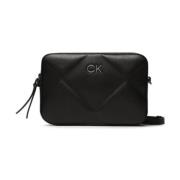 Calvin Klein Quilt Kameraväska för Kvinnor Black, Dam