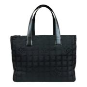 Chanel Vintage Pre-owned Nylon chanel-vskor Black, Dam